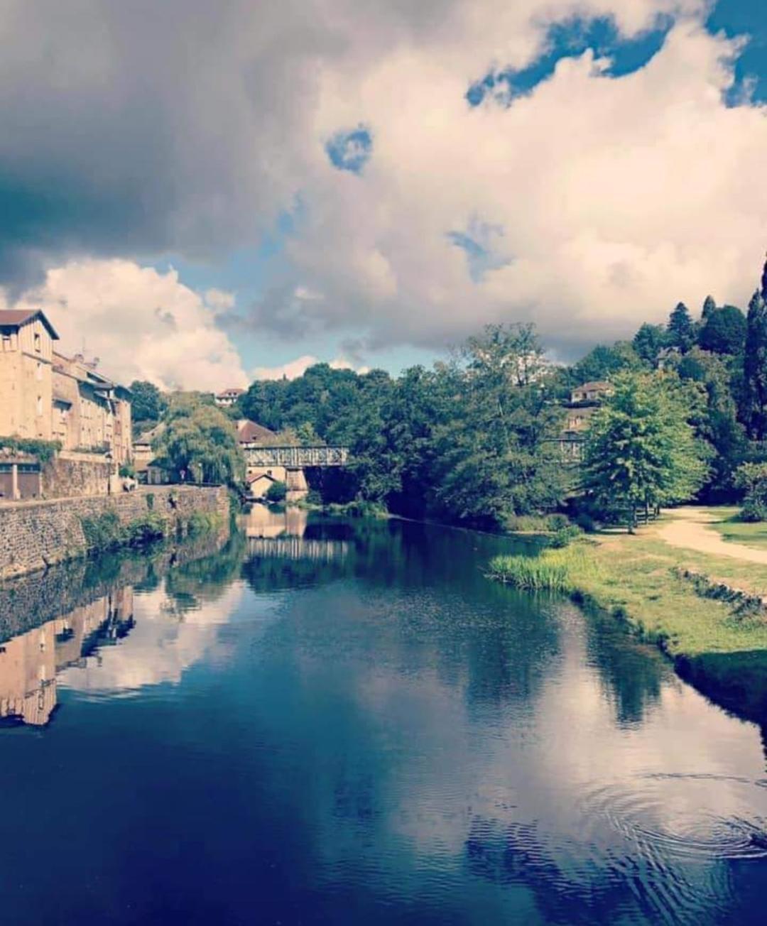 Chez Henry Apartment Peyrat-le-Chateau Luaran gambar